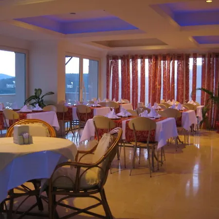 2 Bed, 2 Bath On Private Site Within 300 Metres Of The Beach 아파트 Bogazici